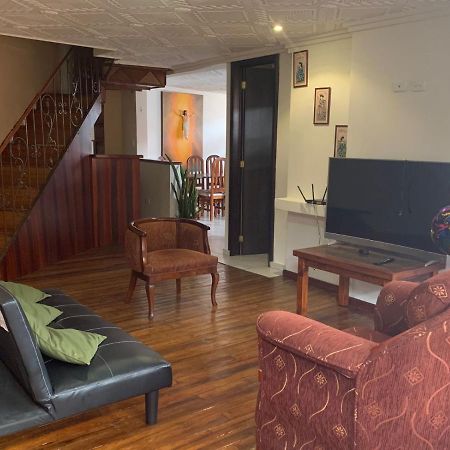 Hostel Santa Canela Cuenca Eksteriør billede