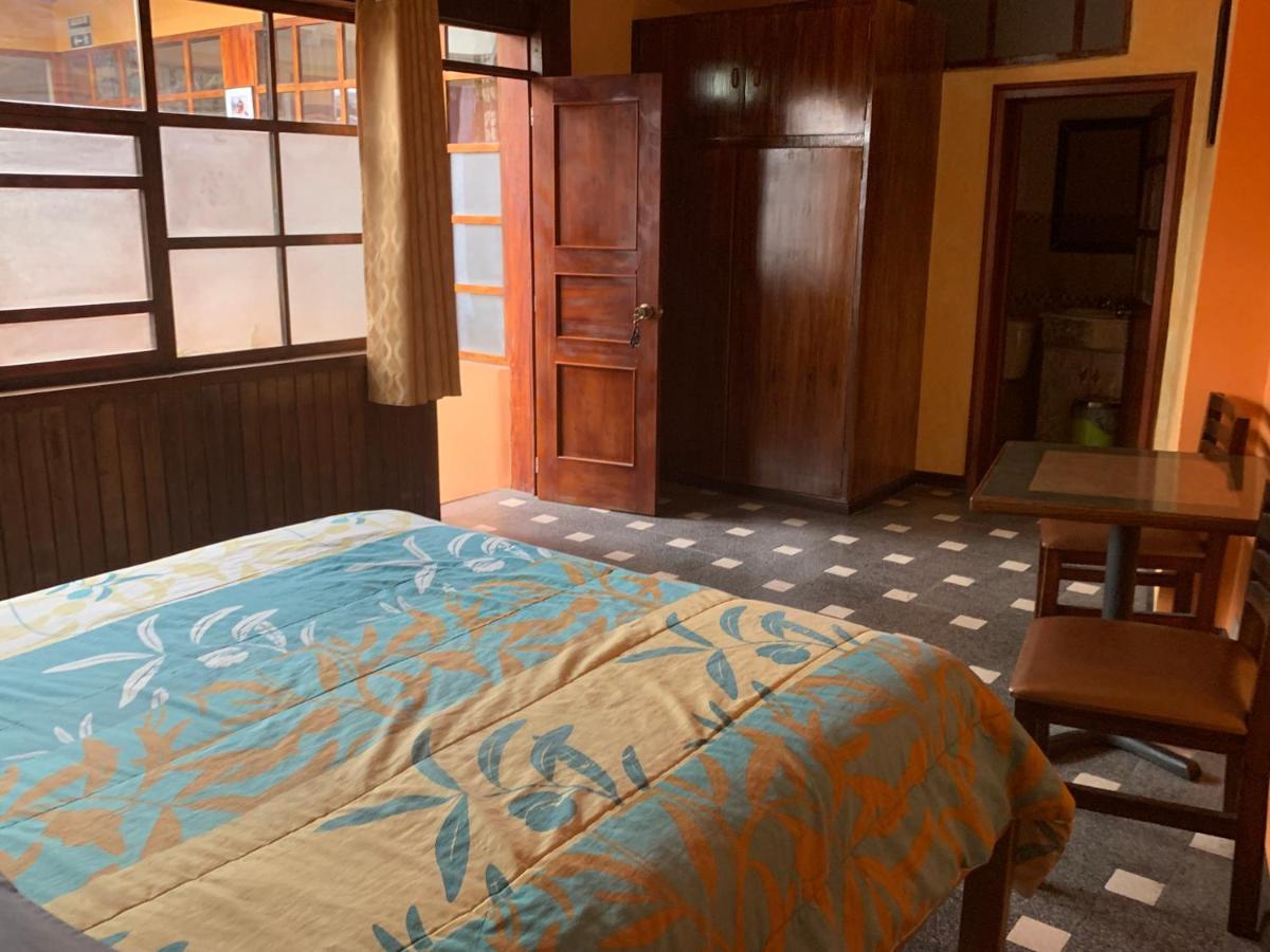 Hostel Santa Canela Cuenca Eksteriør billede